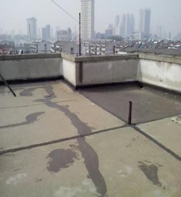 武平漏水维修 楼顶漏水是什么原因，楼顶漏水维修方法是什么?